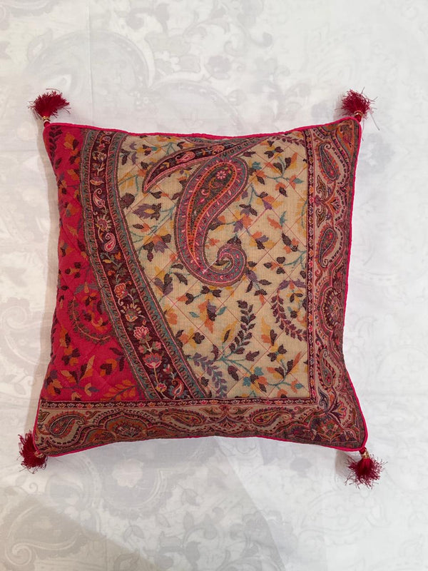 Paisley Leaf Kani Cushion Beige