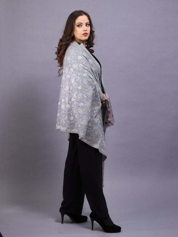 Fine wool Ari embroidery stole