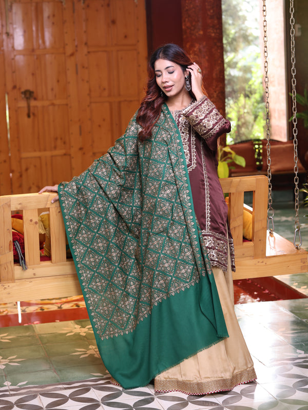 Cross Block Silk Embroidery Shawl Green
