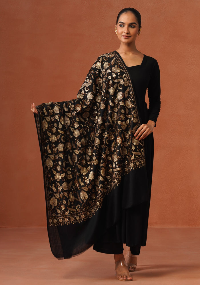 Flower Silk Embroidery Shawl Black